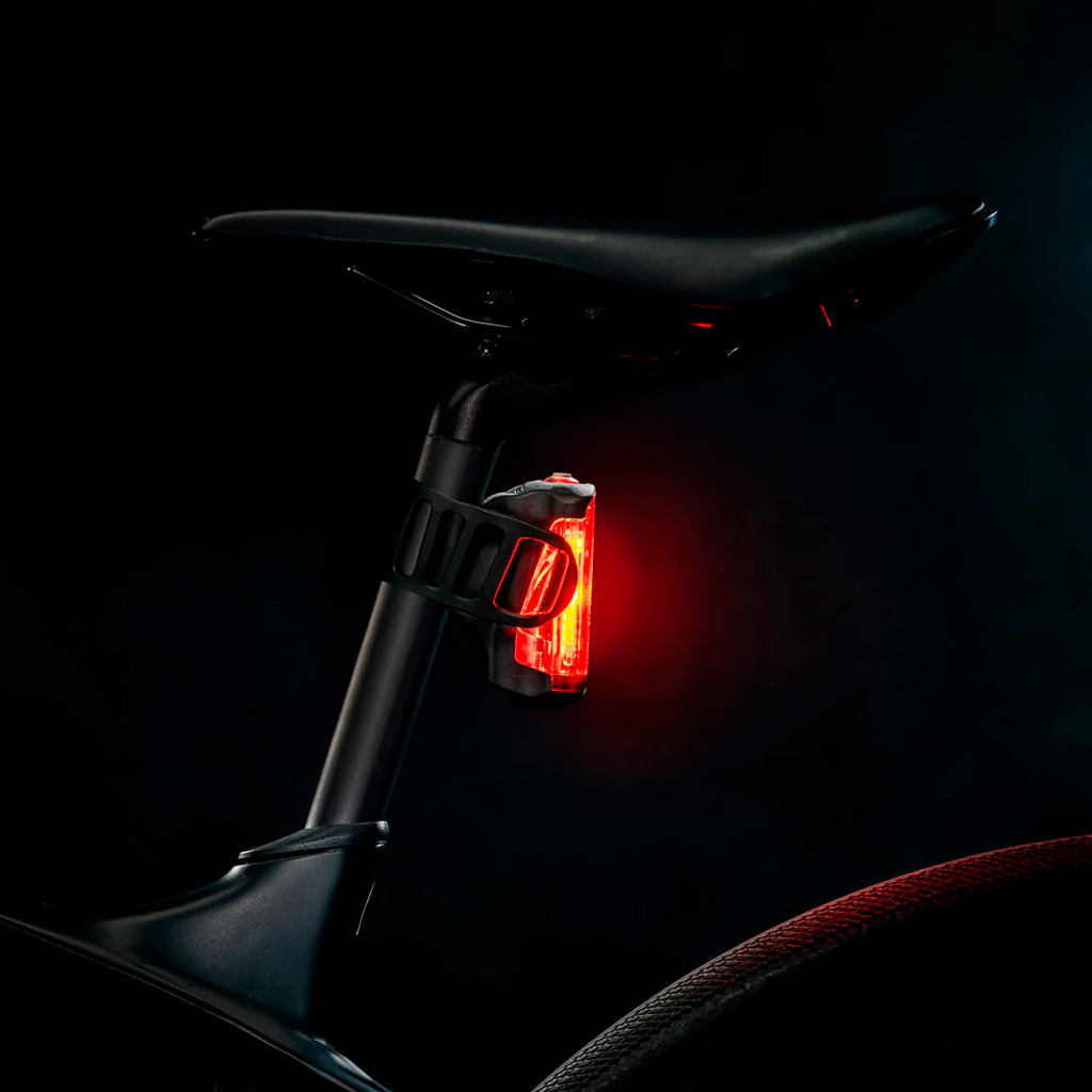 faro bicicleta lezyme lima peru radar luz rojo black foco pequeño foquito radarsito cool ciclismo